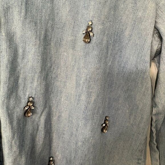 LOFT Embellished Chambray Button Down Shirt Women’s Large - Picture 4 of 9